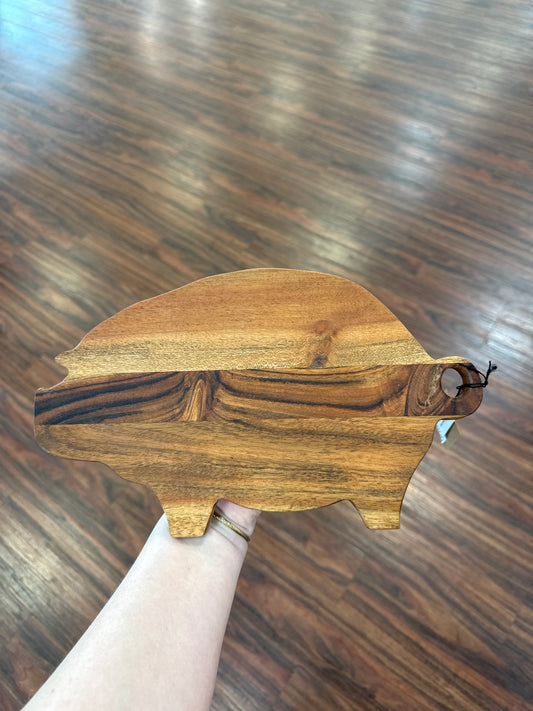 Wood pig cutting bored