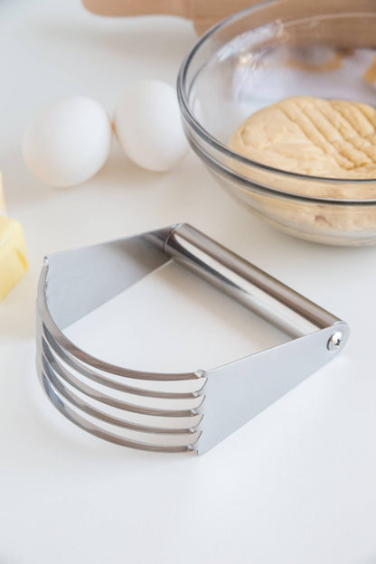 Fox Run Stainless Steel Dough Blender, 4.75" x 4" x 1.75"