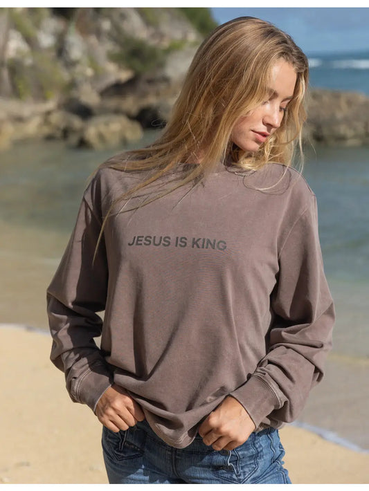 Elevated Faith Jesus is king Crewneck
