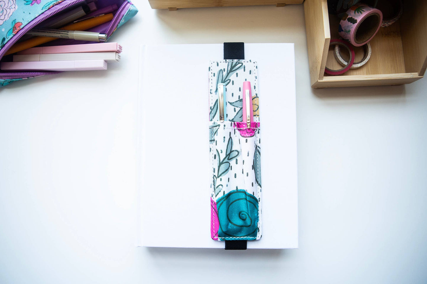 Church Floral Elastic Pen Holder