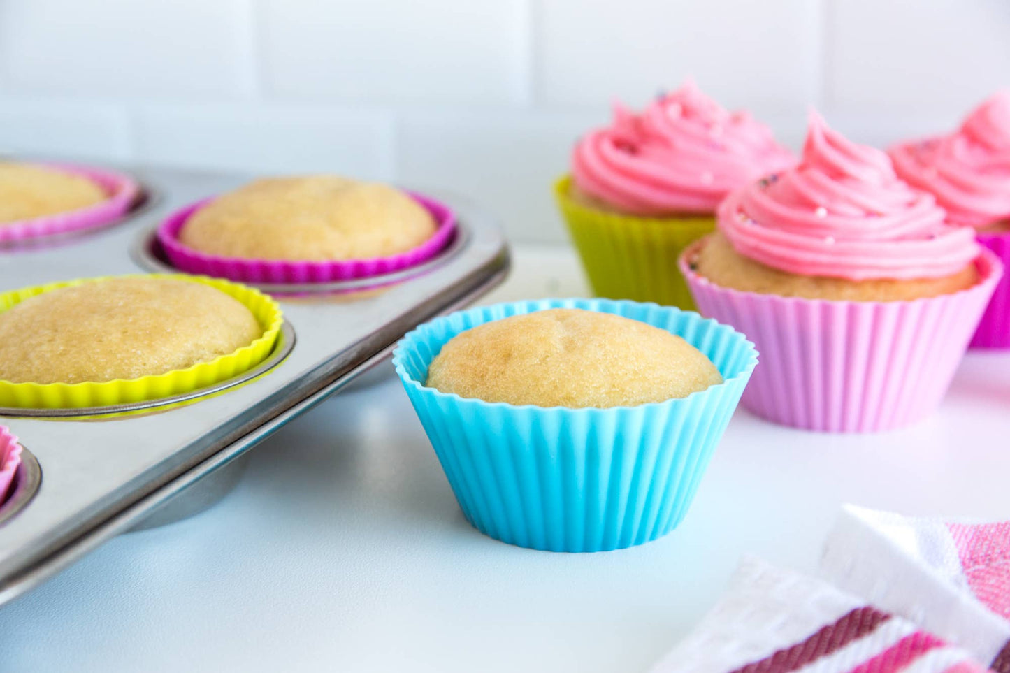 Bakelicious Silicone Cupcake Liners, Set of 12, 2.75"