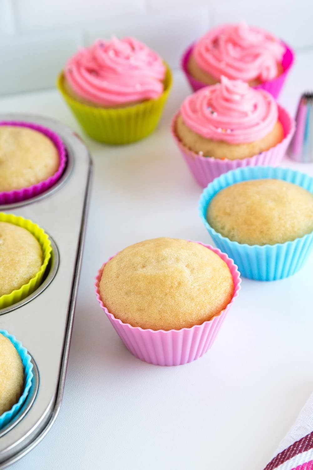 Bakelicious Silicone Cupcake Liners, Set of 12, 2.75"