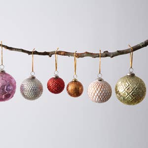 Diamond Patterned Mercury Glass Ornament - Gold